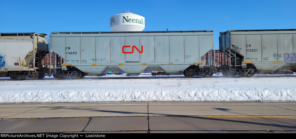 CN 114695